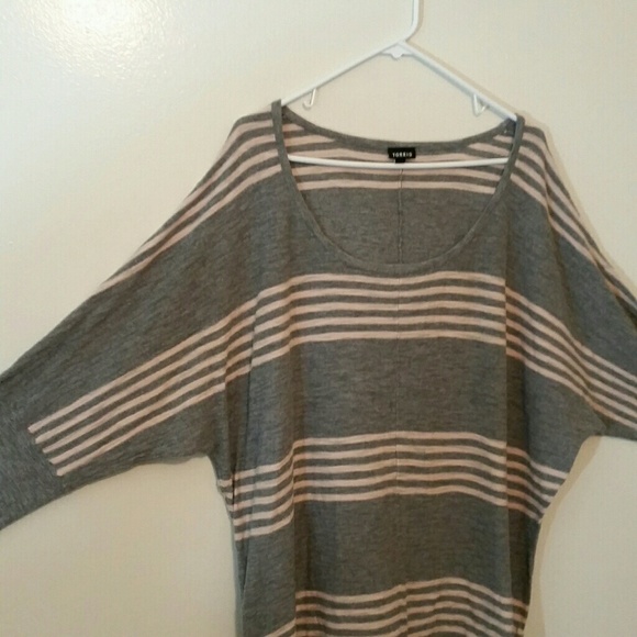 Torrid top - Picture 2 of 6